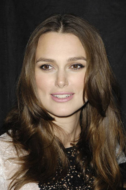 Keira Knightley at arrivals for Writers Guild Of America WGA Awards: West Coast Ceremony, The Hyatt Regency Century Plaza, Los Angeles, CA February 14, 2015. Photo By: Michael Germana/Everett Collection - Foto, afbeelding
