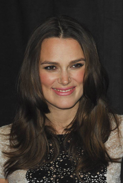 Keira Knightley at arrivals for Writers Guild Of America WGA Awards: West Coast Ceremony, The Hyatt Regency Century Plaza, Los Angeles, CA February 14, 2015. Photo By: Elizabeth Goodenough/Everett Collection - Foto, Imagem
