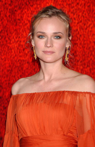 Diane Kruger (wearing a J. Mendel dress) at arrivals for NATIONAL TREASURE: BOOK OF SECRETS Premiere, Ziegfeld Theatre, New York, NY, December 13, 2007. Photo by: Kristin Callahan/Everett Collection - Φωτογραφία, εικόνα