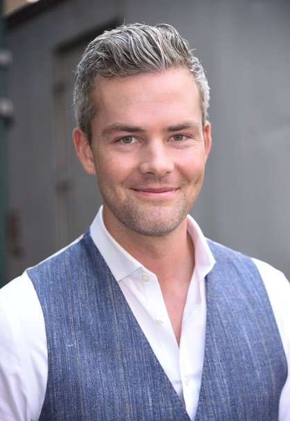 Ryan Serhunt, out promoting MILLION DOLLAR LISTING out and about for Celebrity Candids - THU, , New York, NY August 3, 2017. Photo By: Derek Storm/Everett Collection - Zdjęcie, obraz