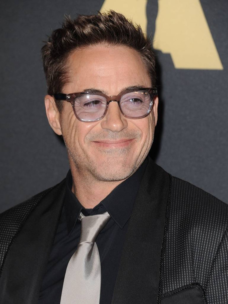 Robert Downey Jr. at arrivals for The 2014 Governors Awards Hosted by AMPAS - Part 2, Ray Dolby Ballroom at Hollywood and Highland Center, Los Angeles, CA November 8, 2014. Photo By: David Longendyke/Everett Collection - Zdjęcie, obraz
