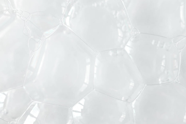 Fondo de burbujas de jabón blanco. Foto macro científica de la membrana celular o celular
  - Foto, Imagen