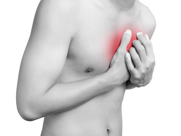 Mann mit Brustschmerzen, Herzinfarkt. Monoton-Akzent an der Brust isoliert auf weißem Hintergrund. Gesundheitswesen und medizinisches Konzept - Foto, Bild