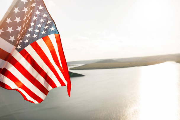 Patriottische vakantie. Amerikaanse vlag voor herdenkingsdag, 4 juli of dag van de arbeid. - Foto, afbeelding