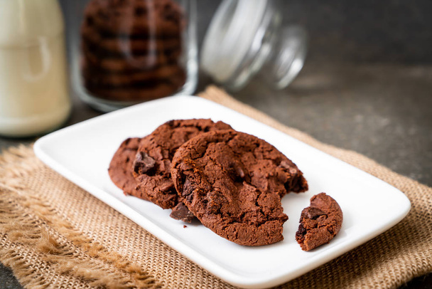 chocolate cookies with chocolate chips  - Fotó, kép