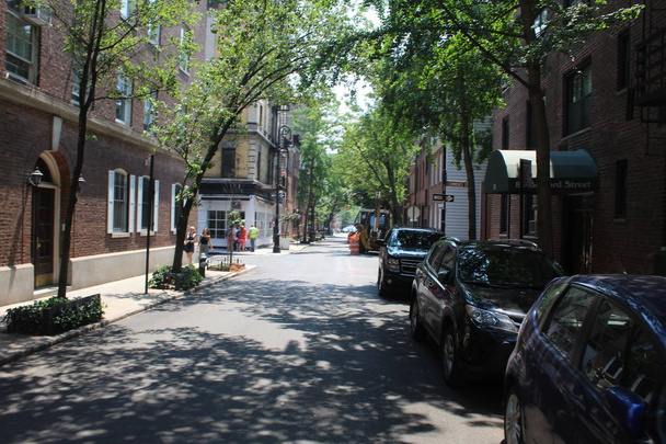 Walking through the Neighborhoods of New York - Foto, Imagen