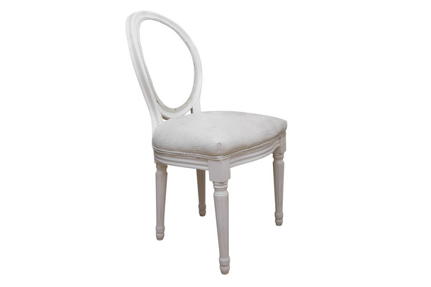 Λευκή καρέκλα που απομονώνονται σε λευκό φόντο - Φωτογραφία, εικόνα