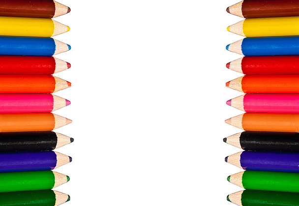 Les crayons de couleur isolés sur fond blanc
 - Photo, image