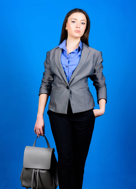 girl student in formal clothes. business. Shool girl with knapsack. student life. Smart beauty. Nerd. stylish woman in jacket with leather backpack. female bag fashion. You are so smart - Fotoğraf, Görsel