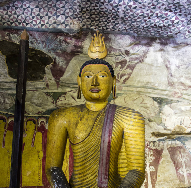 Статуя Будды, Шри-Ланка
 - Фото, изображение