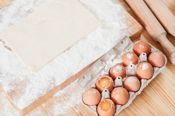 chicken eggs flour baking pastry dough ingredients - Valokuva, kuva