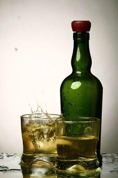 whiskey splash - Фото, зображення