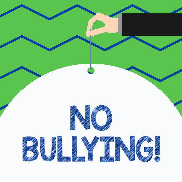 Escritura manual conceptual que muestra No Bullying. Foto de negocios mostrando detener el comportamiento agresivo entre los niños desequilibrio de poder
. - Foto, Imagen