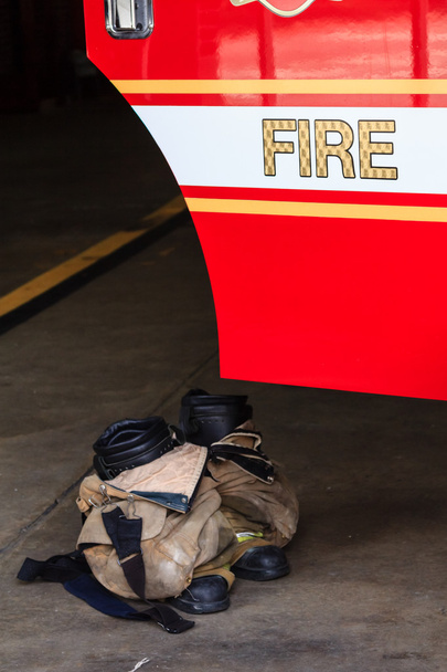 Пожежний чоботи
 - Фото, зображення