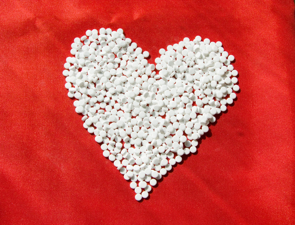 καρδιά από χάπια - Φωτογραφία, εικόνα