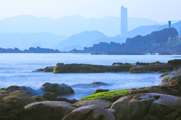 La famosa zona panorámica de Taiwán, la costa norte de Keelung, las costas rocosas geológicas naturales y el mar
, - Foto, imagen