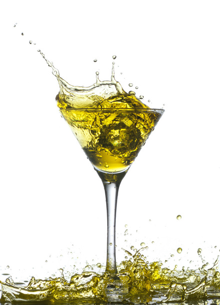 Yellow cocktail with splashes - Fotografie, Obrázek