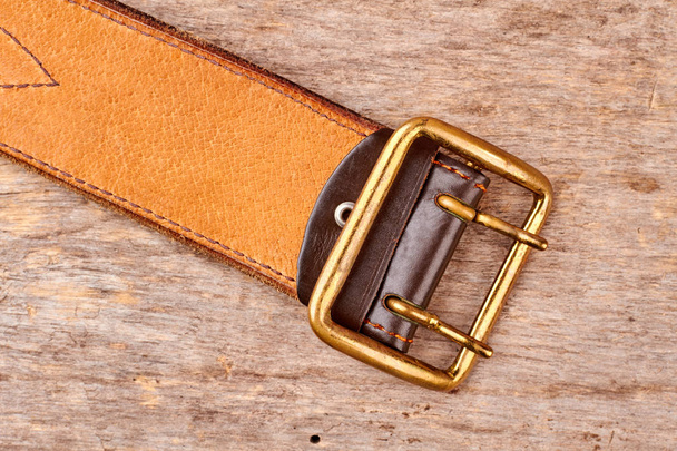 Cinturão de couro dourado
. - Foto, Imagem