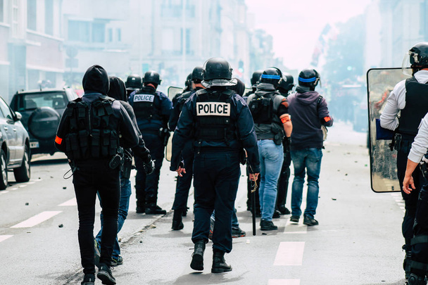 Rivolta in Francia
 - Foto, immagini