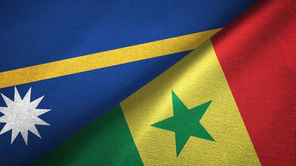 Nauru ja Senegal kaksi lippua tekstiilikangas, kangas rakenne
 - Valokuva, kuva