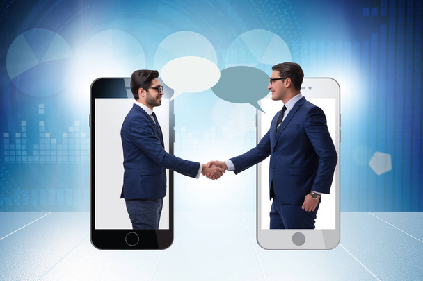 Concept de communication avec les hommes d'affaires poignée de main - Photo, image