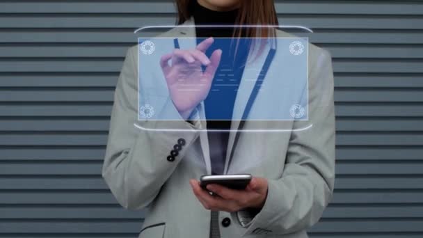 Geschäftsfrau interagiert hud Hologramm faq - Filmmaterial, Video