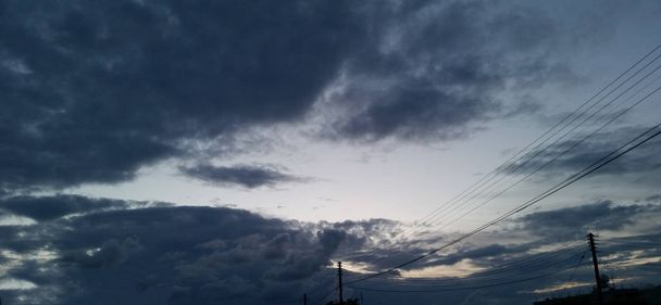 A gyönyörű táj kék eget felhők - Fotó, kép