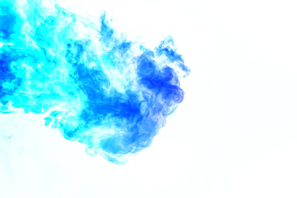 Vapor colorido exhalado del vapor con una transición suave de
 - Foto, Imagen