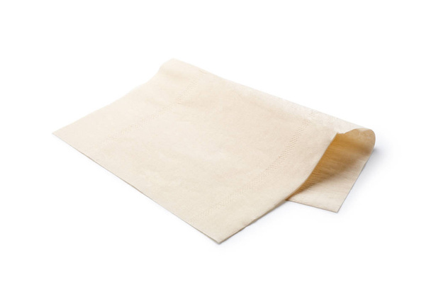 Bruine servetten isoleren op witte achtergrond - Foto, afbeelding