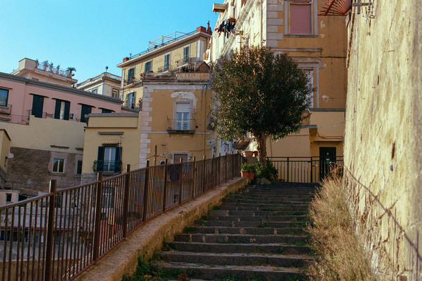 Old houses and stairs in Naples, Italy - Foto, Bild