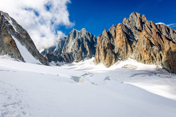 Szczyty Alp górskie szczyty lodowiec, Mont Blanc Massi - Zdjęcie, obraz
