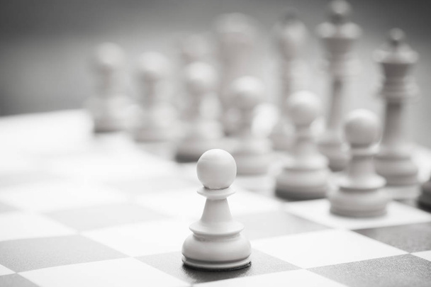 pieza de ajedrez peón solo
 - Foto, Imagen
