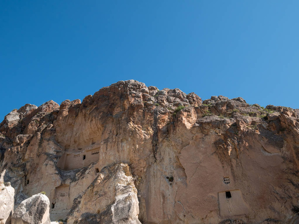 Печерні міста і скельні утворення в долині Zelve, Каппадокія, Турке - Фото, зображення