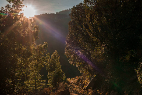 Захід сонця в Гімалаях - вечір Бовітулла в горах
 - - Фото, зображення