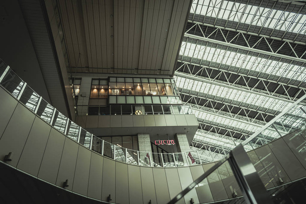 OSAKA, JAPAN - MAR 2015 : Osaka station city  interior hall. Cinematic filter - Fotografie, Obrázek