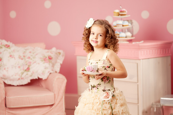 Little sweet girl with tea - Foto, immagini