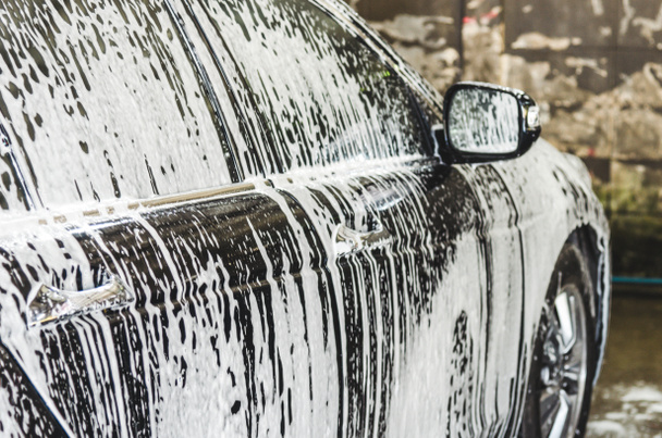 burbujas de lavado de coche
 - Foto, Imagen