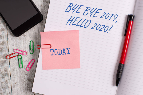 Signo de texto que muestra Bye Bye 2019 Hello 2020. Foto conceptual diciendo adiós al año pasado y dando la bienvenida a otro bueno
. - Foto, Imagen