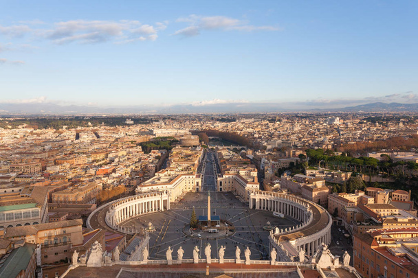 Plaza de San Pedro vista aérea, Ciudad del Vaticano
 - Foto, imagen