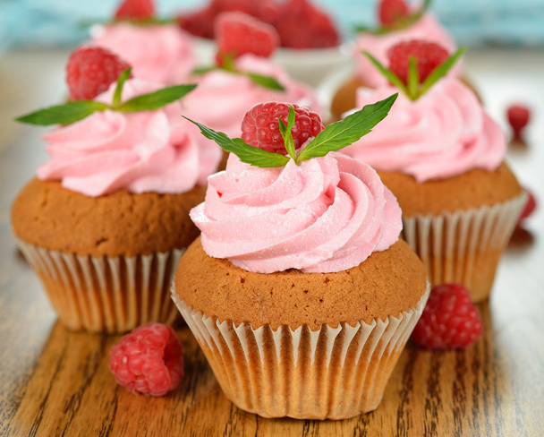 raspberry cupcakes - Foto, Imagem