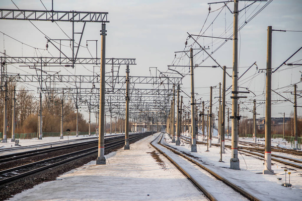 Російська залізниця, підтримує контактну мережу - Фото, зображення