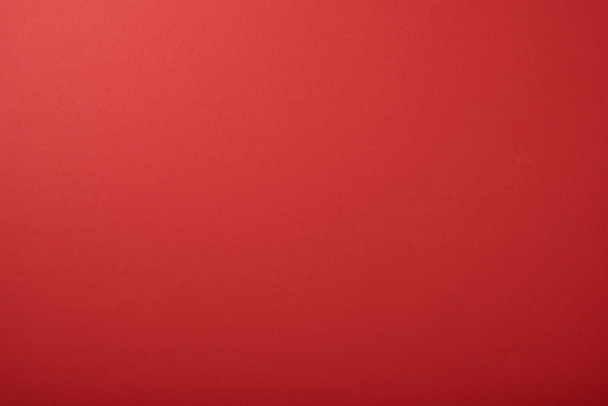 kirkkaan punainen värikäs tausta kopioi tilaa
 - Valokuva, kuva