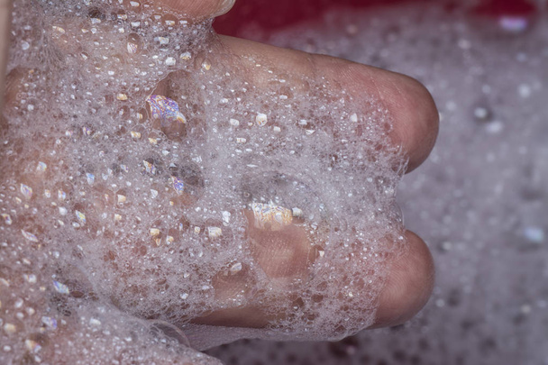 sabunlu su ile el yıkama - Fotoğraf, Görsel