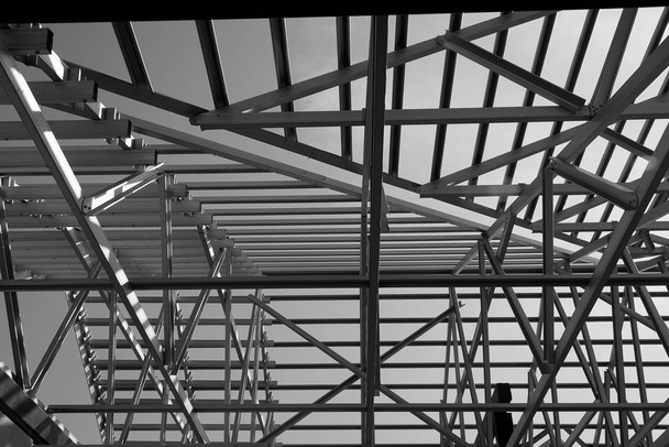 Çelik çatı çerçevesi yapısı. - Fotoğraf, Görsel