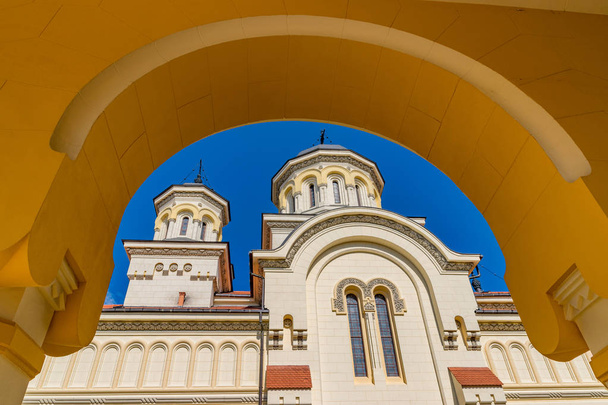 Alba'daki Taç Giyme Yeniden Birleşme Katedrali'nin güzel manzarası - Fotoğraf, Görsel