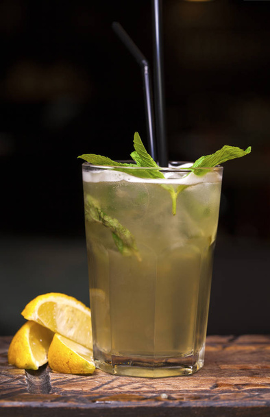 Glass with cold lemonade - Foto, Bild