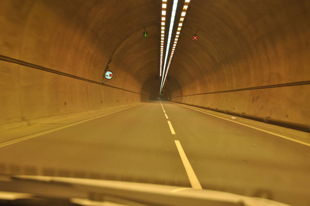 The small Tunnel road - Fotoğraf, Görsel