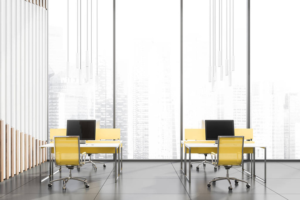 Panoramique chaise jaune bureau à espace ouvert
 - Photo, image