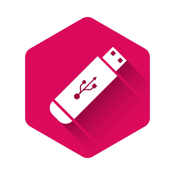 Fehér Usb flash drive ikon elszigetelt hosszú árnyék. Rózsaszín hatszög gomb. Vektorillusztráció - Vektor, kép