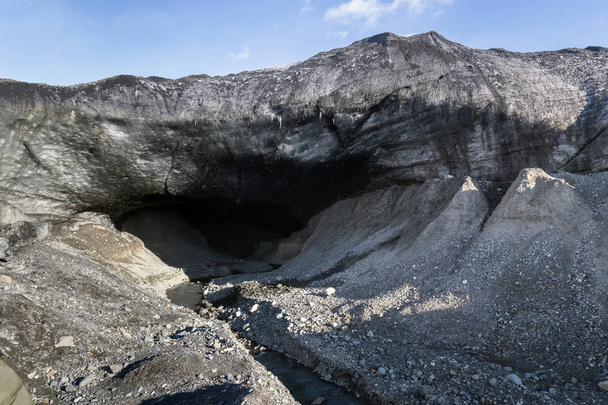 Vstup do křišťálově modré ledové jeskyně Skaftafell  - Fotografie, Obrázek